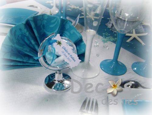 decoration-table-mariage-mer-contenant-dragees-mappemonde