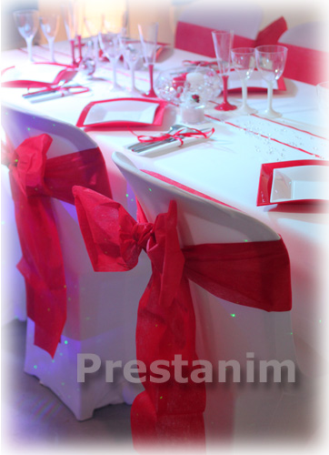 decorations-mariage-amour-rouge-blanc