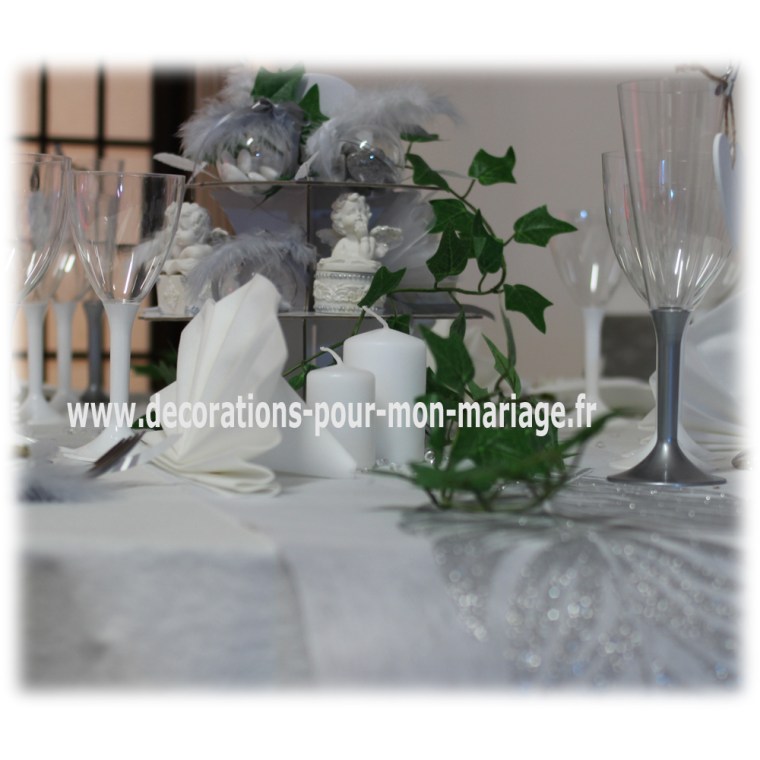 decoration-bapteme-sur-les-anges-parchemin-plume-d-ange