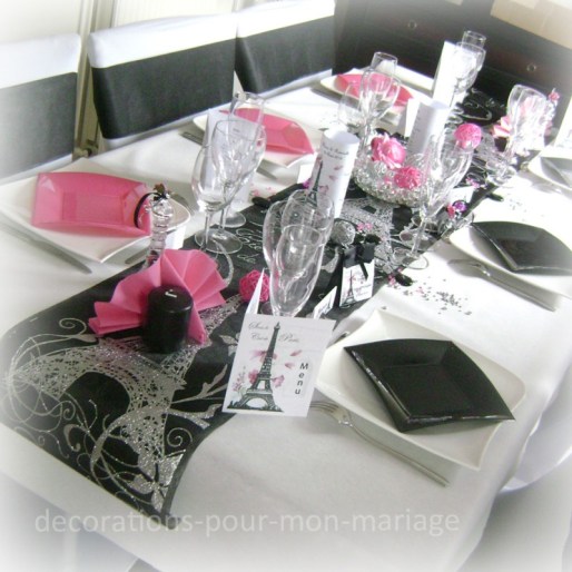 chemin-de-table-paris-noir