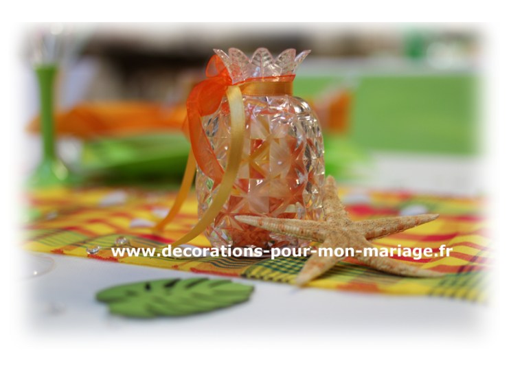 decorations-pour-mariage-antillais-mixte-madras-ananas-pour-dragees